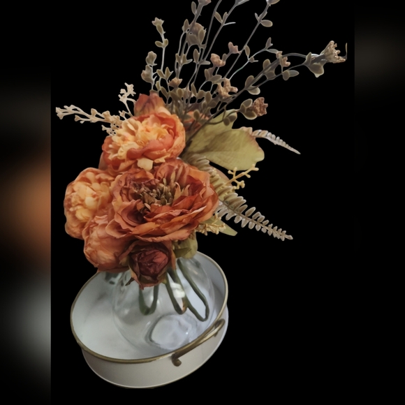 Fall Floral Arrangement - Picture 2 of 3